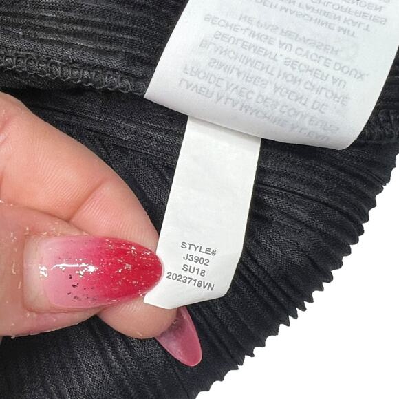 Madewell Texture & Thread Nicole Micropleat Ruffle Tank Top Black Small - Picture 8 of 8